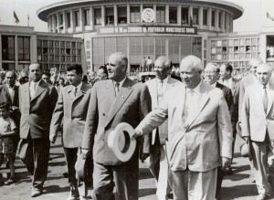 800px-Gheorghiu-Dej_&_Khrushchev_at_Bucharest's_Baneasa_Airport_(June_1960)