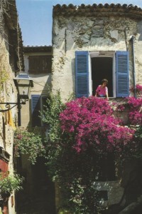 000 Fenêtre fleurie SCAN0122~1